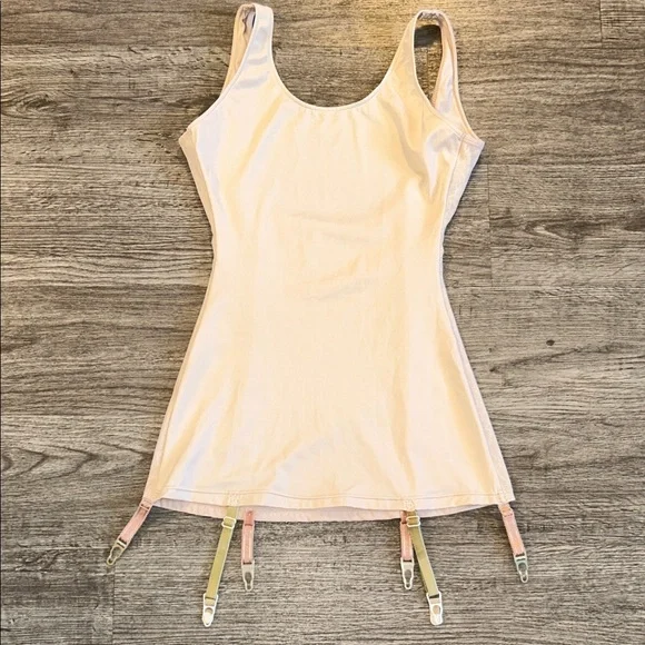 SPANX Assets Red Hot Label Shaping Camisole w/ Garter Straps Nude Lace Size L - Picture 10 of 10